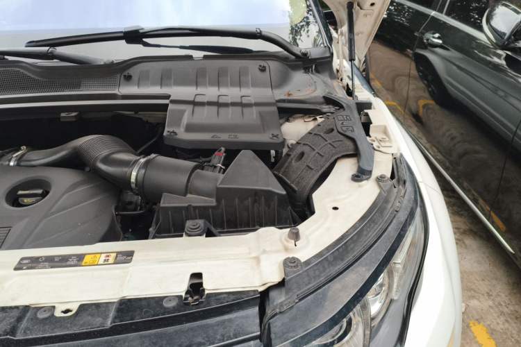 Used Land Rover Range Evoque 2015 2.0T Five-Door Enjoyment Edition Engine Bay Left