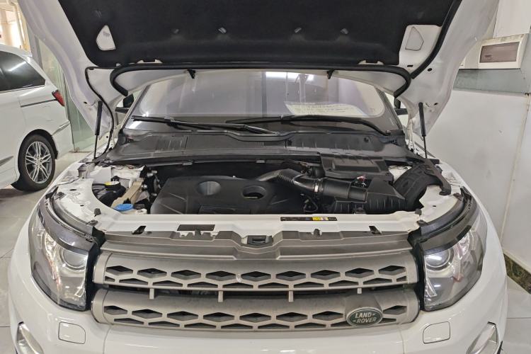 Used Land Rover Range Evoque 2015 2.0T Five-Door Fashion Edition Engine Bay