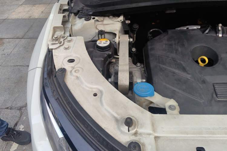 Used Land Rover Range Evoque 2015 2.0T Five-Door Fashion Edition Engine Bay Right