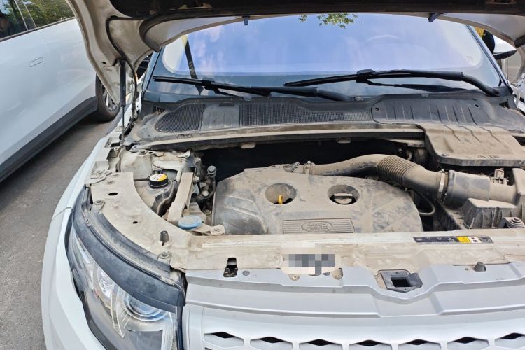 Used Land Rover Range Evoque 2015 2.0T Five-Door Fashion Edition Engine Bay Right