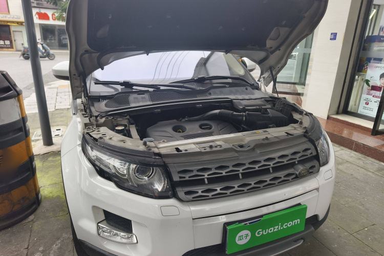 Used Land Rover Range Evoque 2015 2.0T 5-Door Luxury Edition Engine Bay Right