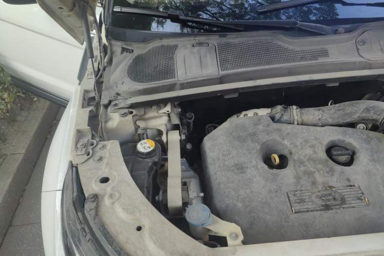 Used Land Rover Range Evoque 2015 2.0T Five-Door Fashion Edition Engine Bay Right