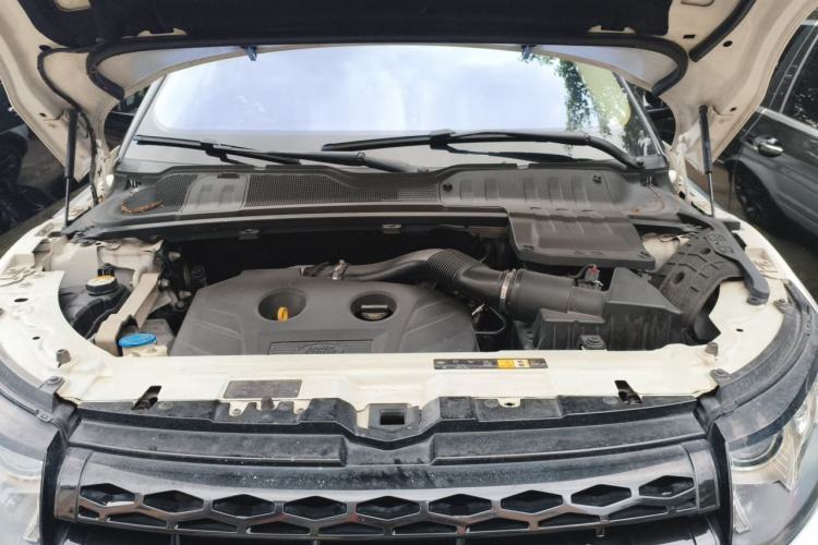 Used Land Rover Range Evoque 2015 2.0T Five-Door Enjoyment Edition Engine Bay