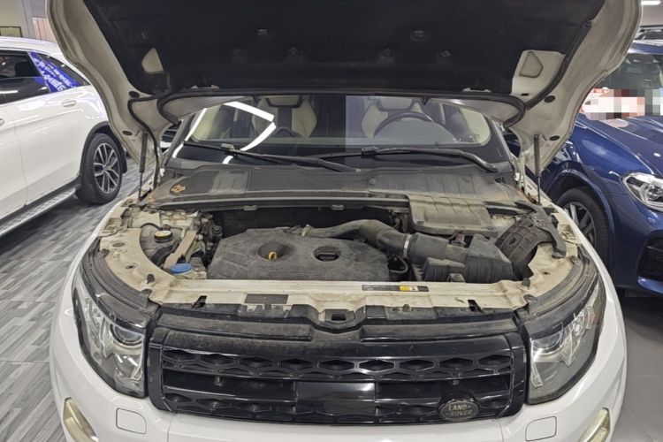 Used Land Rover Range Evoque 2015 2.0T Five-Door Sporty Edition Engine Bay