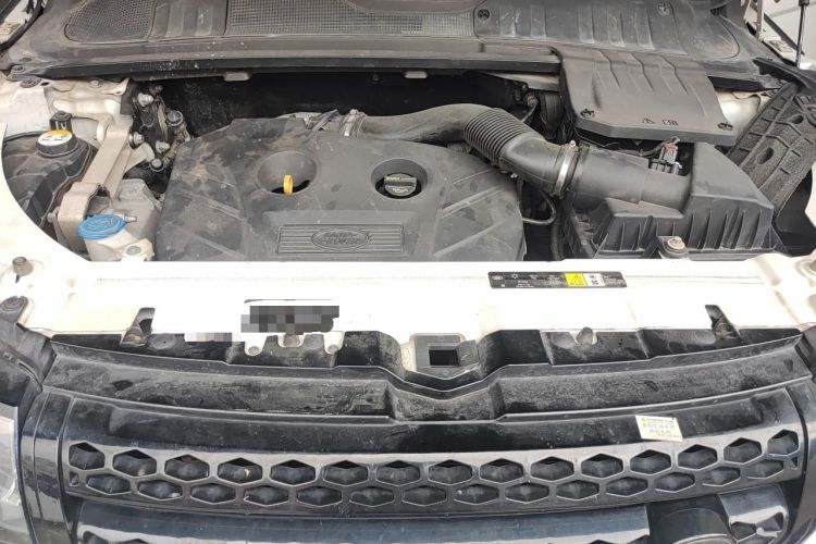 Used Land Rover Range Evoque 2015 2.0T Five-Door Zhiyao Edition Engine Bay