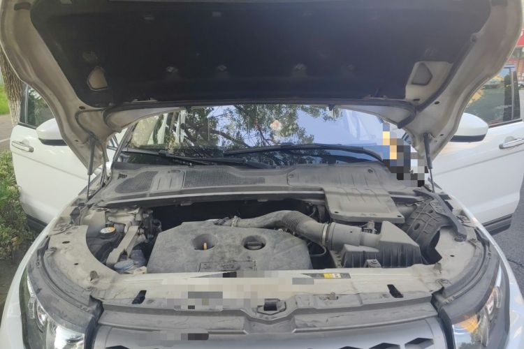 Used Land Rover Range Evoque 2015 2.0T Five-Door Fashion Edition Engine Bay