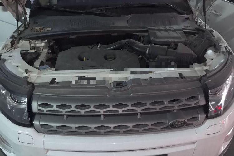 Used Land Rover Range Evoque 2015 2.0T Five-Door Fashion Edition Engine Bay