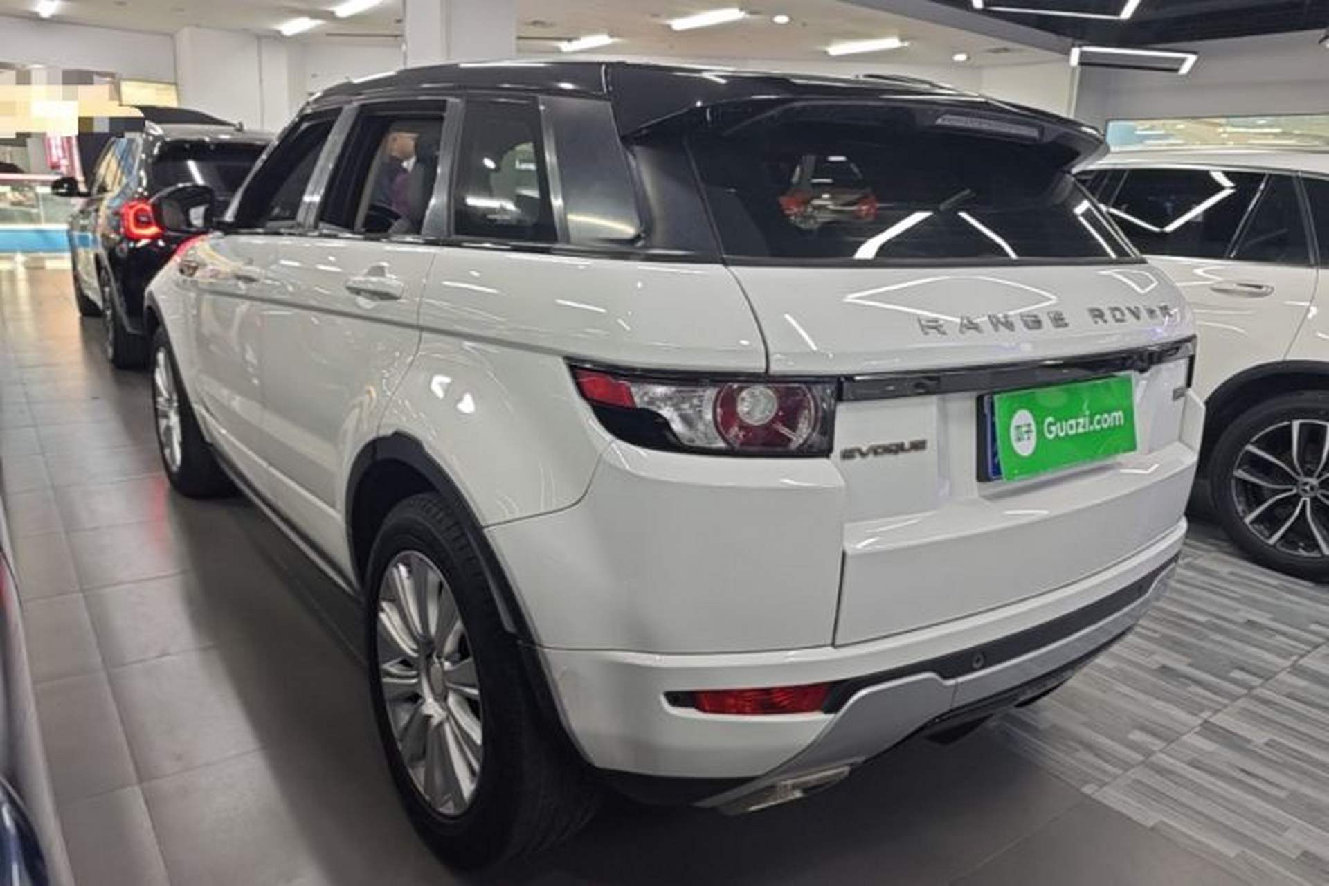 Used Land Rover Range Evoque 2015 2.0T Five-Door Sporty Edition Exterior 2