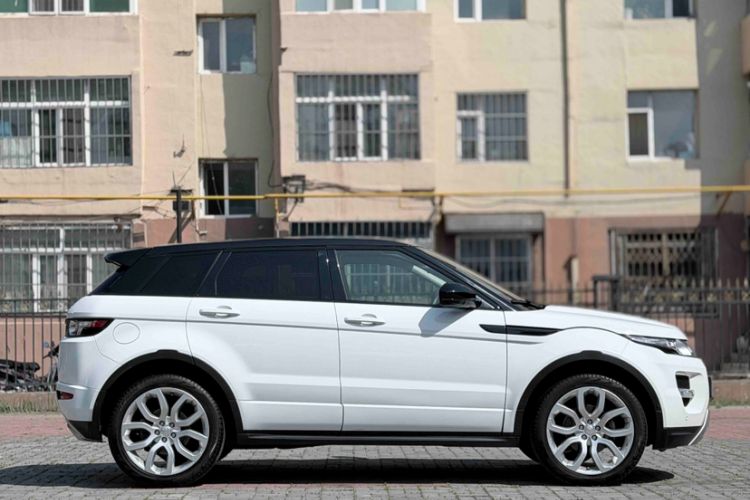 Used Land Rover Range Evoque 2015 2.0T 5-Door Ignite Edition Exterior 2