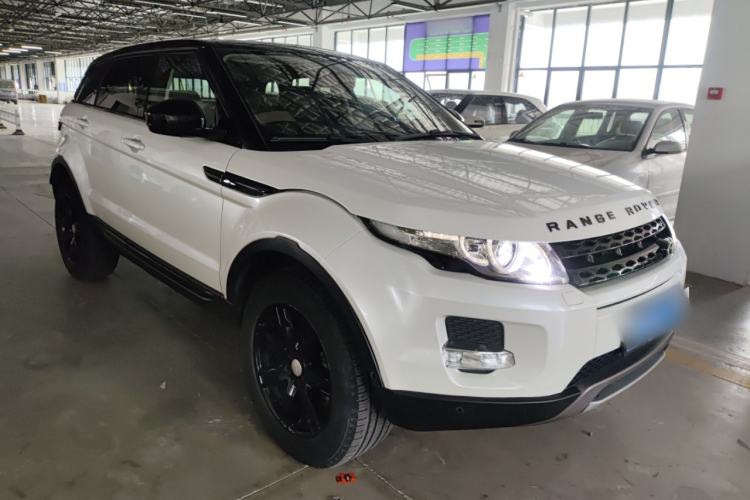 Used Land Rover Range Evoque 2015 2.0T 5-Door Luxury Edition Exterior 2