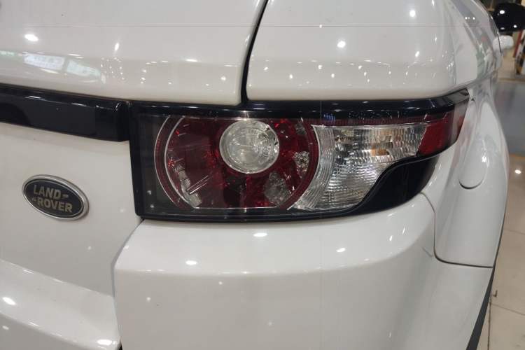 Used Land Rover Range Evoque 2015 2.0T 5-Door Ignite Edition Exterior 3