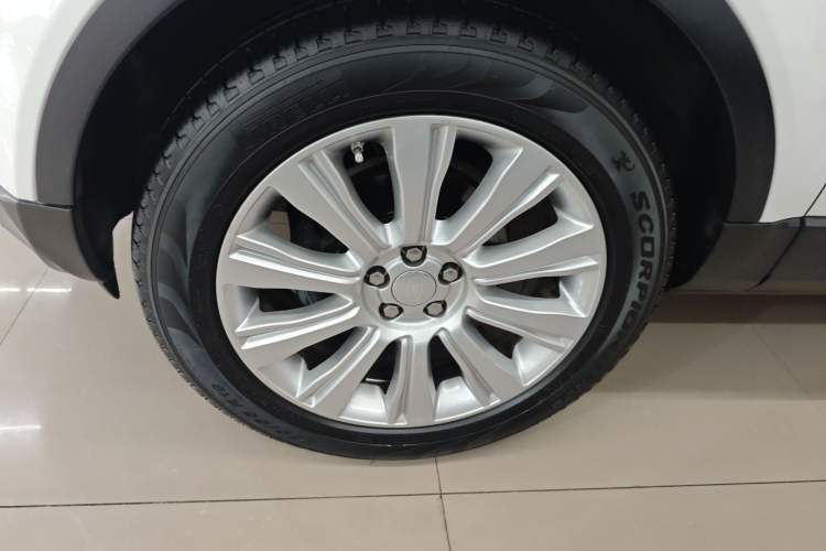 Used Land Rover Range Evoque 2015 2.0T Five-Door Zhiyao Edition Exterior 4