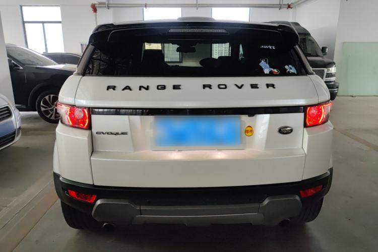 Used Land Rover Range Evoque 2015 2.0T 5-Door Luxury Edition Exterior 4
