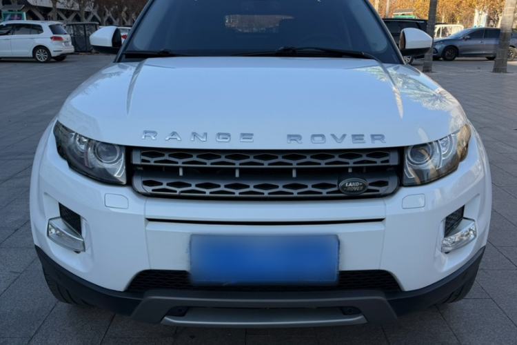 Used Land Rover Range Evoque 2015 2.0T 5-Door Luxury Edition Exterior 5