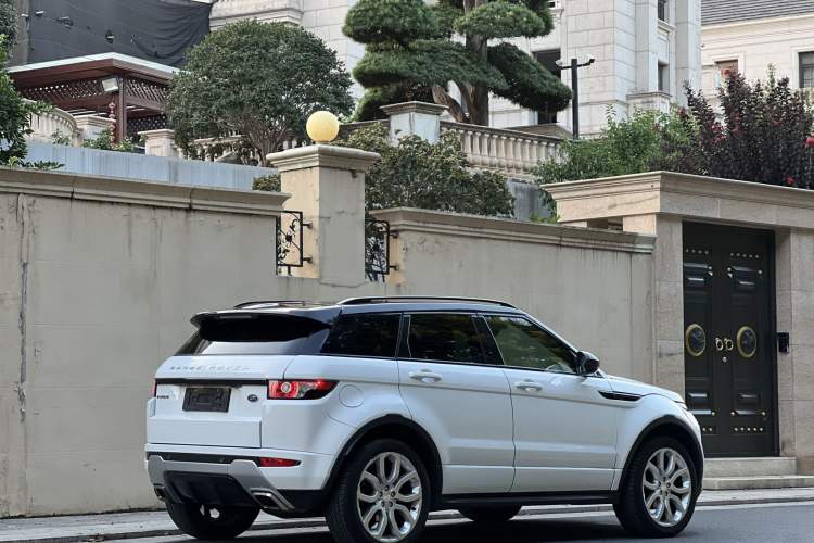 Used Land Rover Range Evoque 2015 2.0T 5-Door Ignite Edition Exterior 5