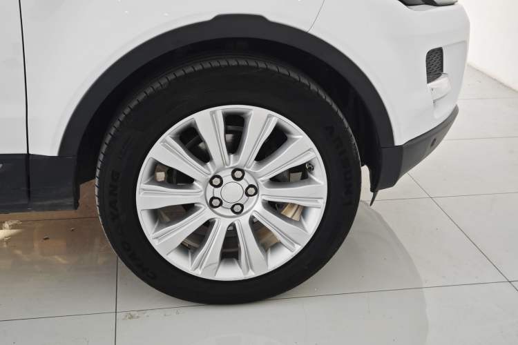 Used Land Rover Range Evoque 2015 2.0T Five-Door Zhiyao Edition Exterior 6