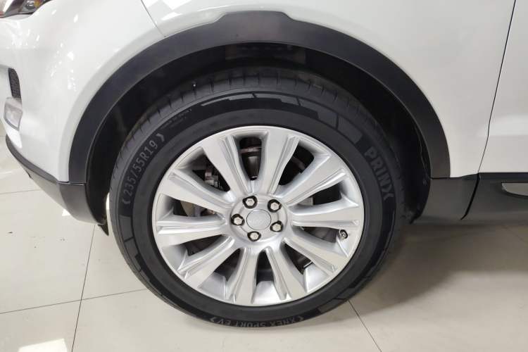 Used Land Rover Range Evoque 2015 2.0T Five-Door Zhiyao Edition Exterior 7