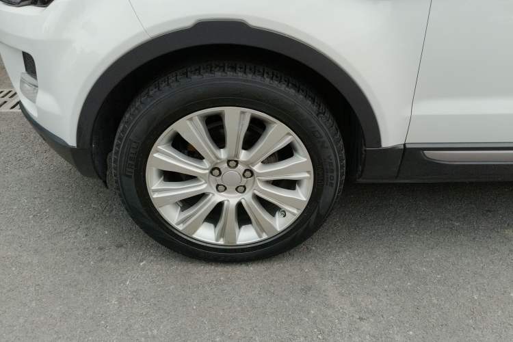 Used Land Rover Range Evoque 2015 2.0T Five-Door Zhiyao Edition Exterior 7