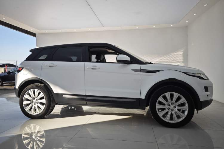 Used Land Rover Range Evoque 2015 2.0T Five-Door Zhiyao Edition Exterior 8