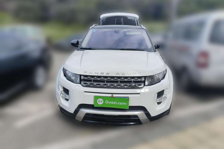Used Land Rover Range Evoque 2015 2.0T 5-Door Luxury Edition Front