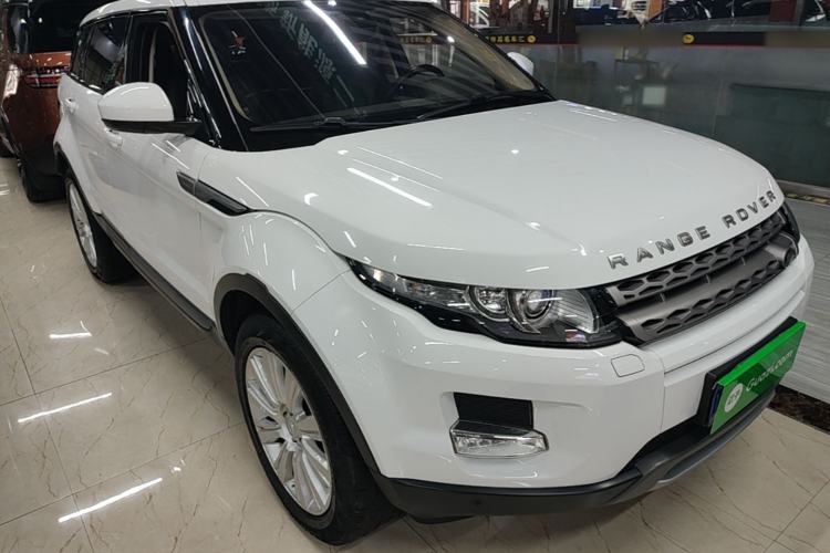 Used Land Rover Range Evoque 2015 2.0T Five-Door Zhiyao Edition Front Right 45 Deg