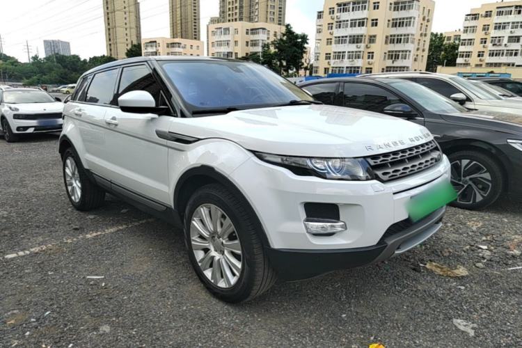 Used Land Rover Range Evoque 2015 2.0T Five-Door Zhiyao Edition Front Right 45 Deg