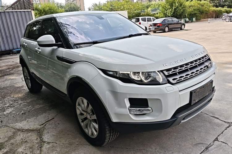 Used Land Rover Range Evoque 2015 2.0T Five-Door Fashion Edition Front Right 45 Deg