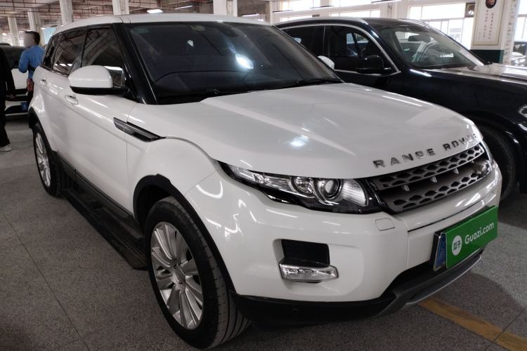 Used Land Rover Range Evoque 2015 2.0T Five-Door Zhiyao Edition Front Right 45 Deg