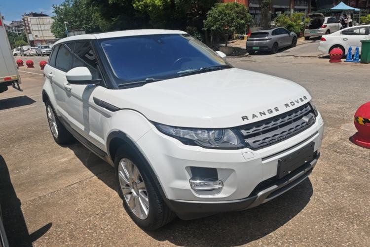 Used Land Rover Range Evoque 2015 2.0T Five-Door Zhiyao Edition Front Right 45 Deg