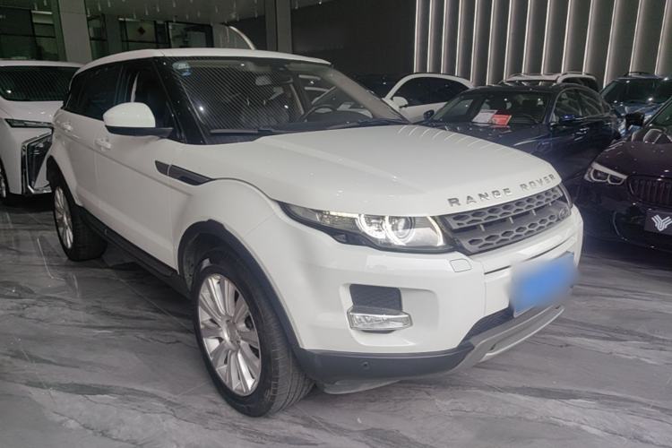 Used Land Rover Range Evoque 2015 2.0T Five-Door Zhiyao Edition Front Right 45 Deg