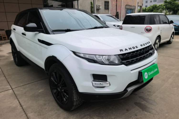 Used Land Rover Range Evoque 2015 2.0T Five-Door Zhiyao Edition Front Right 45 Deg