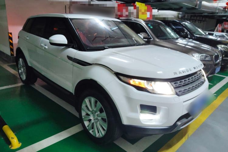 Used Land Rover Range Evoque 2015 2.0T Five-Door Zhiyao Edition Front Right 45 Deg
