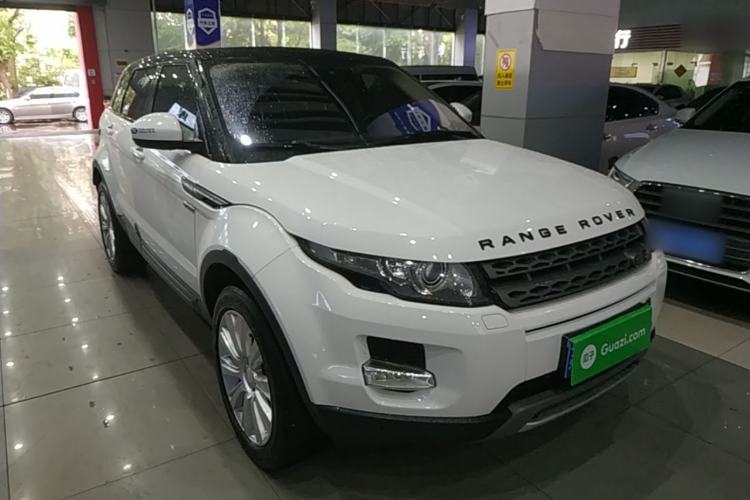 Used Land Rover Range Evoque 2015 2.0T Five-Door Zhiyao Edition Front Right 45 Deg