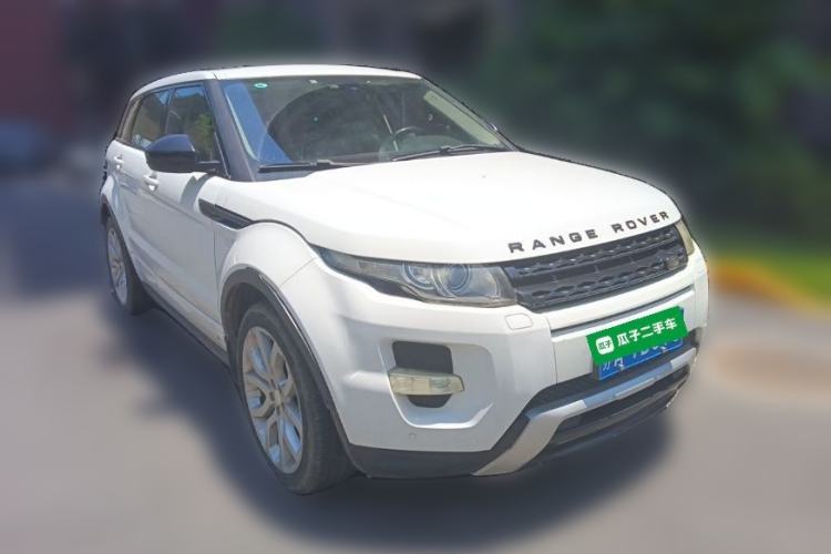 Used Land Rover Range Evoque 2015 2.0T 5-Door Ignite Edition Front Right 45 Deg