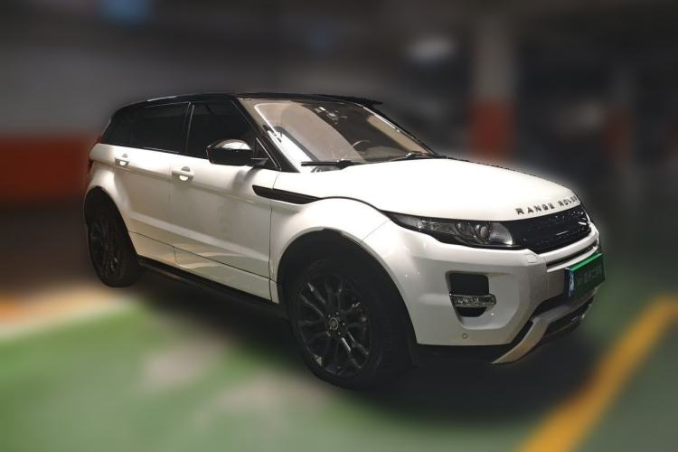 Used Land Rover Range Evoque 2015 2.0T Five-Door Sporty Edition Front Right 45 Deg