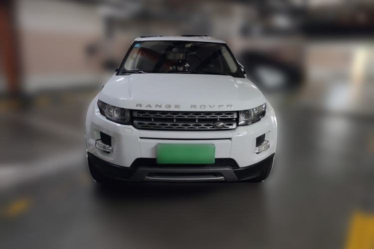 Used Land Rover Range Evoque 2015 2.0T 5-Door Luxury Edition Front
