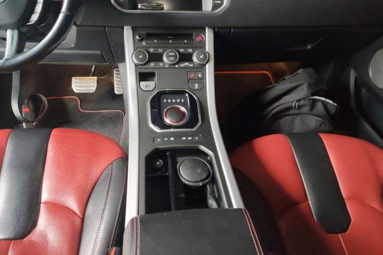 Used Land Rover Range Evoque 2015 2.0T NW8 Brit Limited Edition Gear Lever