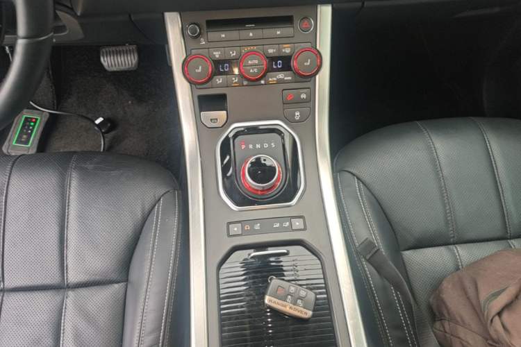 Used Land Rover Range Evoque 2015 2.0T Five-Door Enjoyment Edition Gear Lever