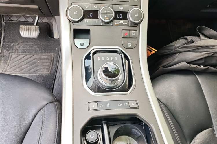 Used Land Rover Range Evoque 2015 2.0T Five-Door Fashion Edition Gear Lever