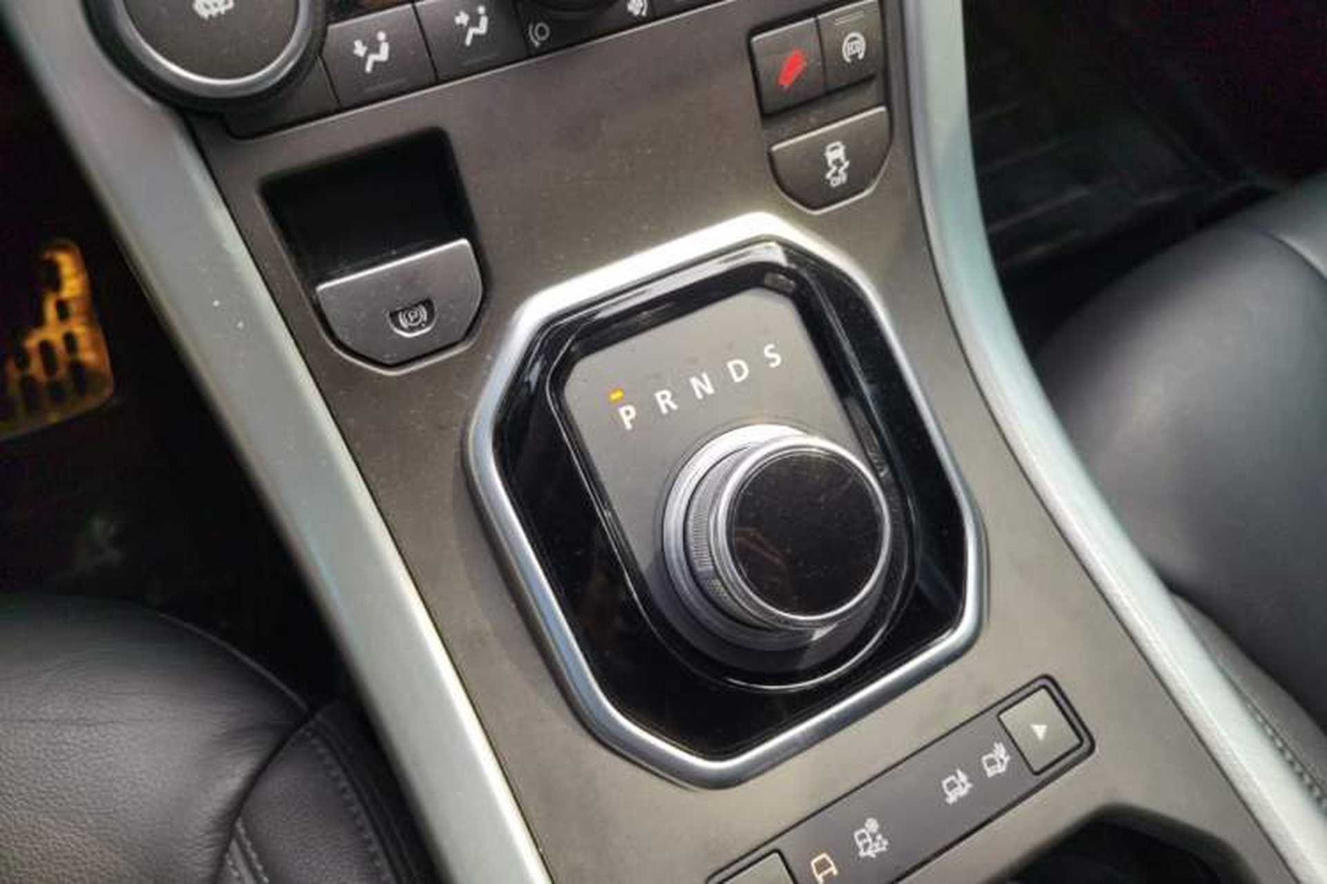 Used Land Rover Range Evoque 2015 2.0T Five-Door Zhiyao Edition Gear Lever