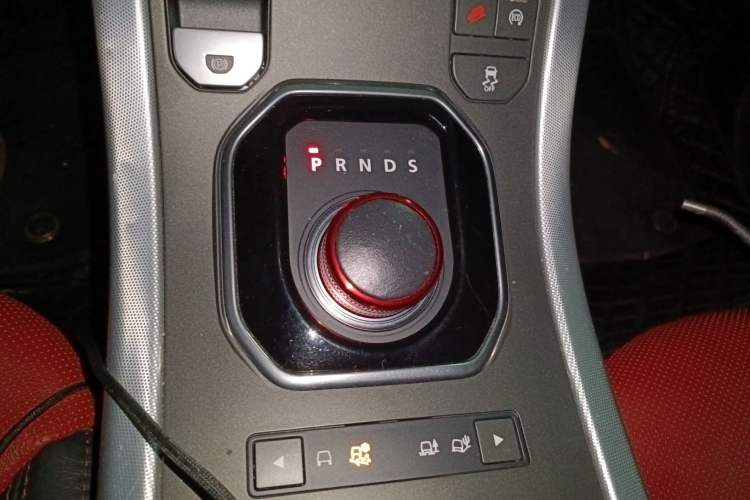Used Land Rover Range Evoque 2015 2.0T NW8 Brit Limited Edition Gear Lever