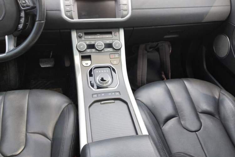 Used Land Rover Range Evoque 2015 2.0T Five-Door Fashion Edition Gear Lever