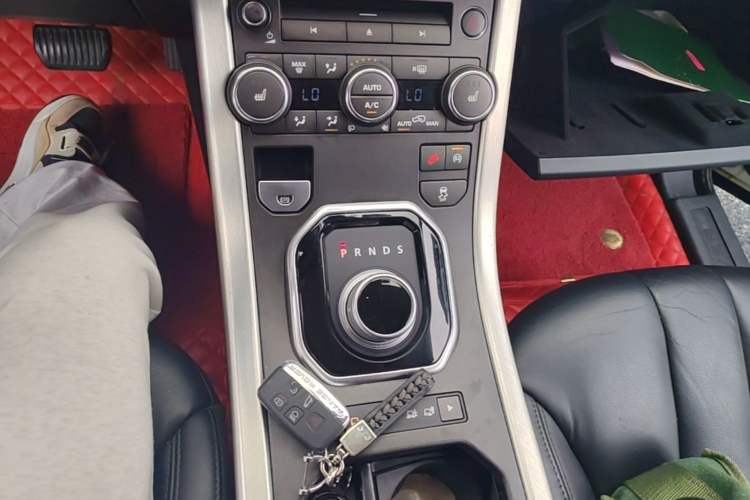 Used Land Rover Range Evoque 2015 2.0T Five-Door Fashion Edition Gear Lever