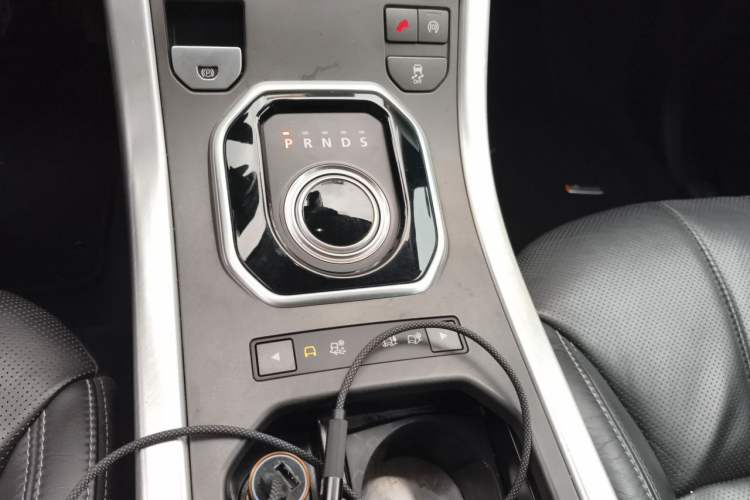 Used Land Rover Range Evoque 2015 2.0T Five-Door Enjoyment Edition Gear Lever