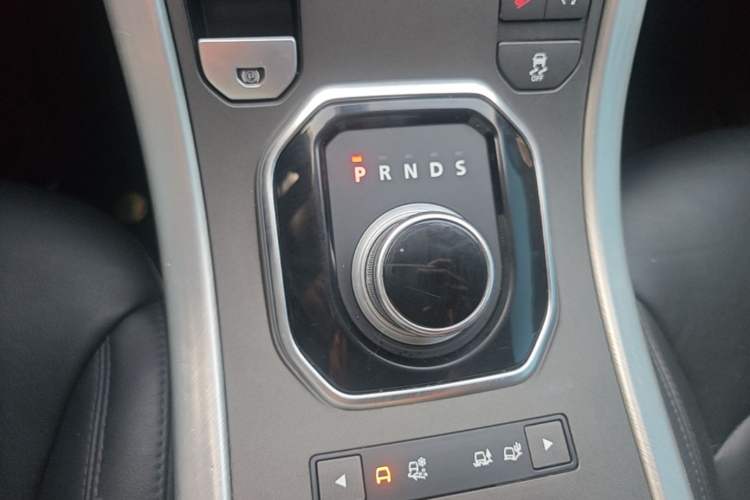 Used Land Rover Range Evoque 2015 2.0T Five-Door Fashion Edition Gear Lever