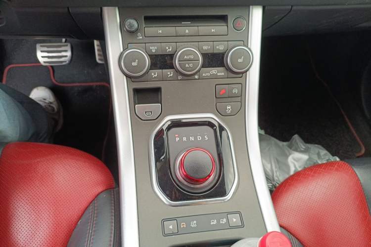 Used Land Rover Range Evoque 2015 2.0T NW8 Brit Limited Edition Gear Lever