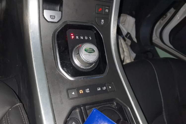 Used Land Rover Range Evoque 2015 2.0T Five-Door Fashion Edition Gear Lever