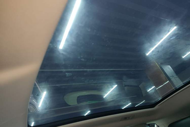 Used Land Rover Range Evoque 2015 2.0T Five-Door Zhiyao Edition Headliner