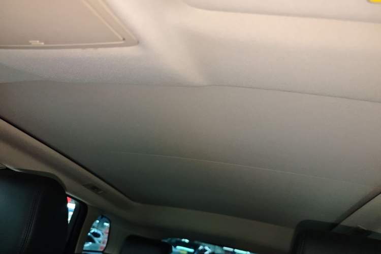Used Land Rover Range Evoque 2015 2.0T Five-Door Zhiyao Edition Headliner