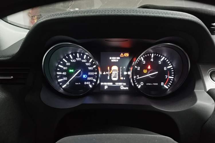 Used Land Rover Range Evoque 2015 2.0T 5-Door Ignite Edition Instrument Cluster